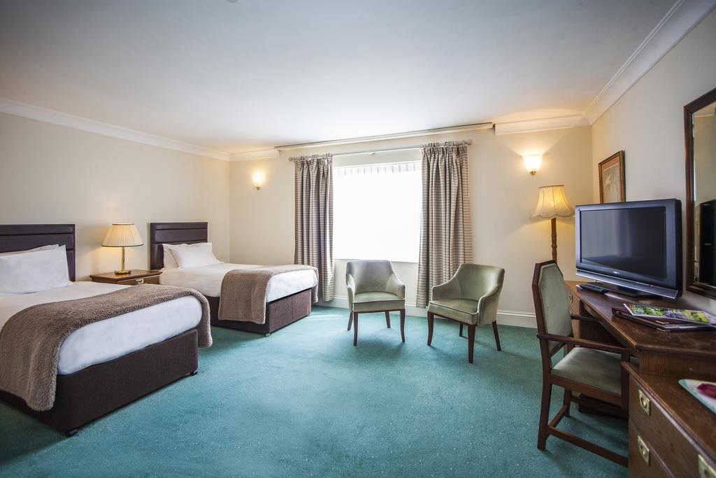 Hotel The Walnut Tree 3*