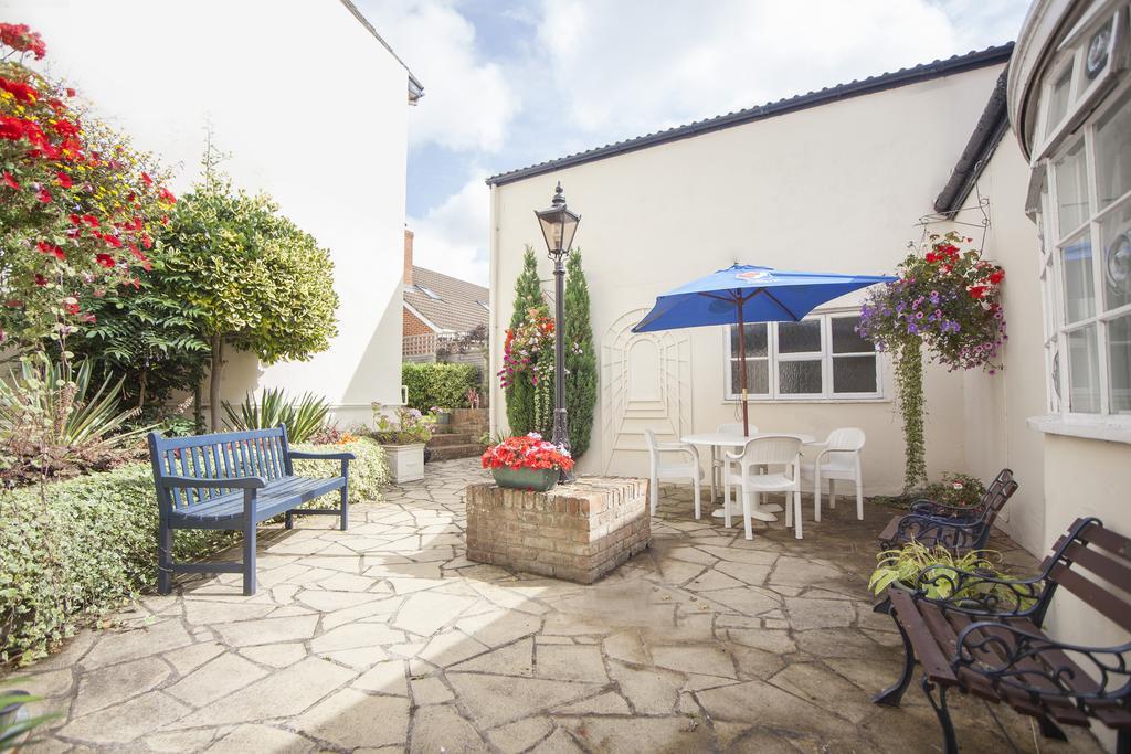 The Walnut Tree Hotel 3*