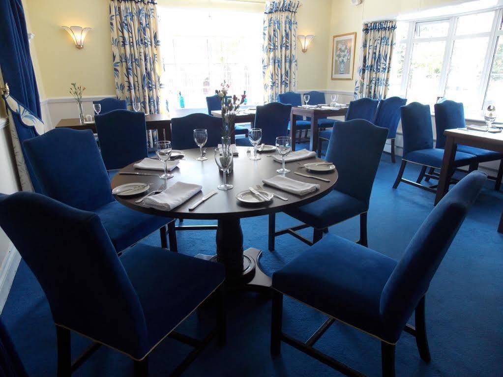 The Walnut Tree 3*